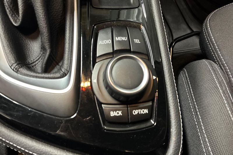 BMW 218 bild 22