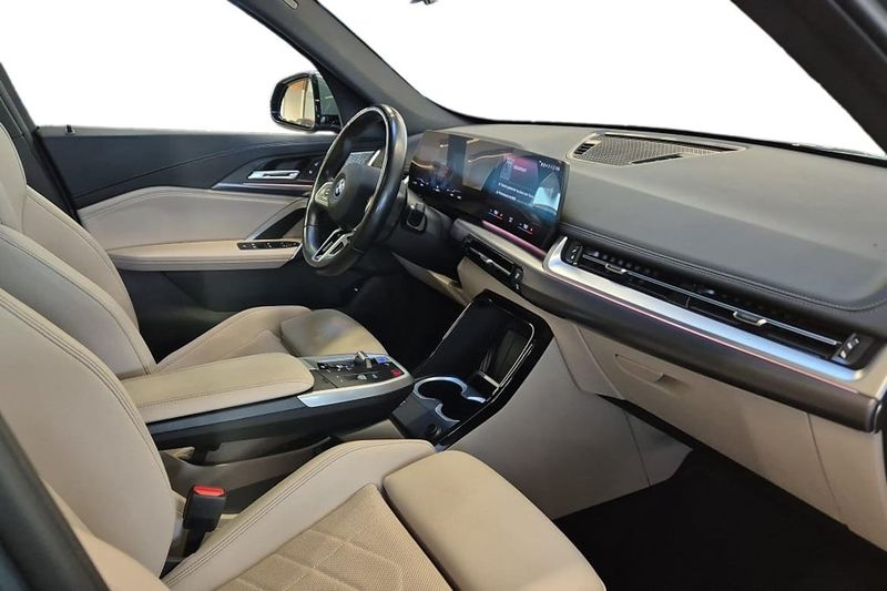 BMW X1 bild 6