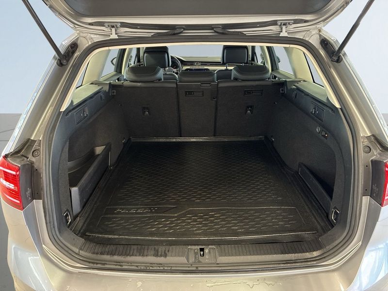 Volkswagen Passat bild 12