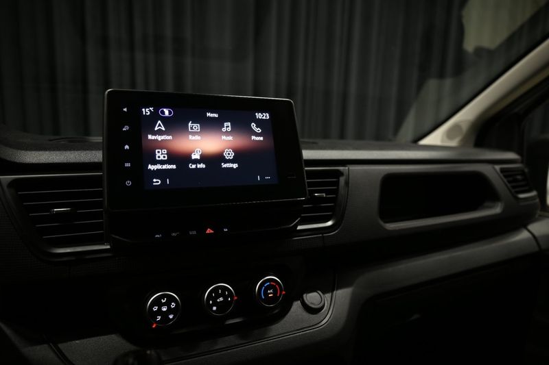 Renault Trafic bild 28