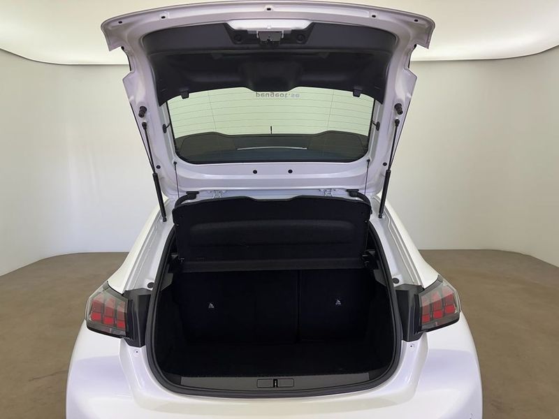 Peugeot 208 bild 10