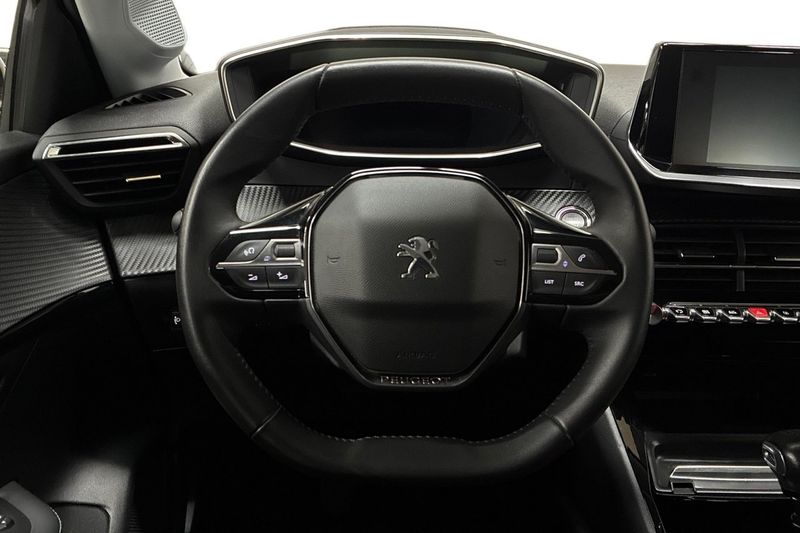 Peugeot 208 bild 16