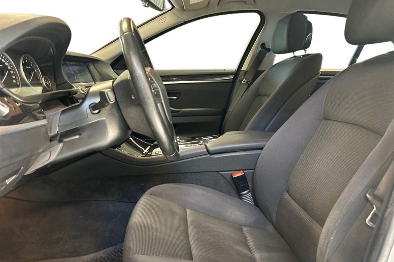BMW 523 bild 13