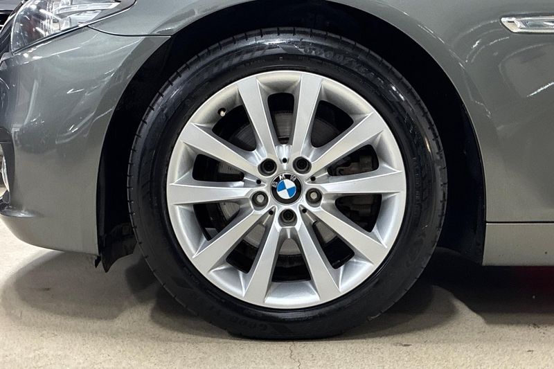 BMW 520 bild 11