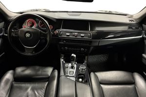 BMW 520 bild 12