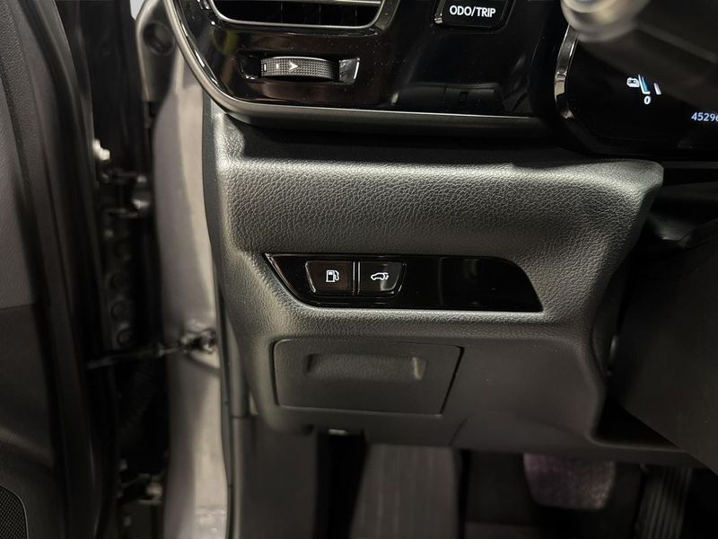Lexus NX bild 15