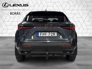 Lexus NX bild 4
