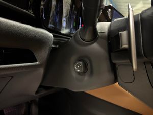 Lexus NX bild 16