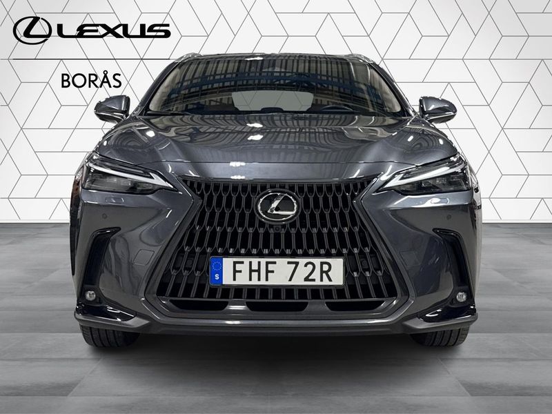 Lexus NX bild 5