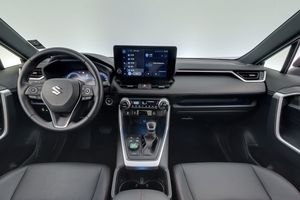 Suzuki Across bild 14