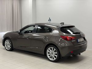 Mazda 3 bild 3