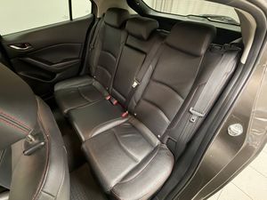 Mazda 3 bild 7