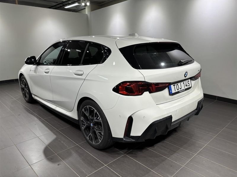 BMW 120 bild 2