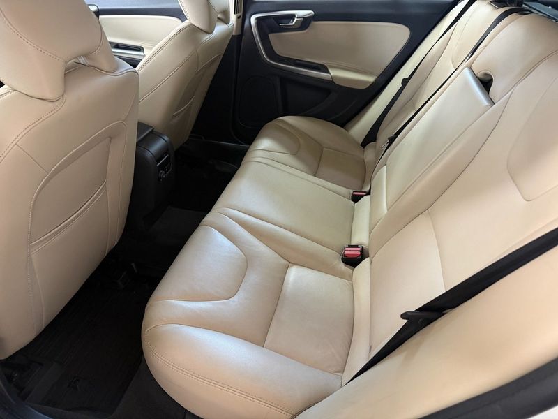 Volvo V60 bild 11