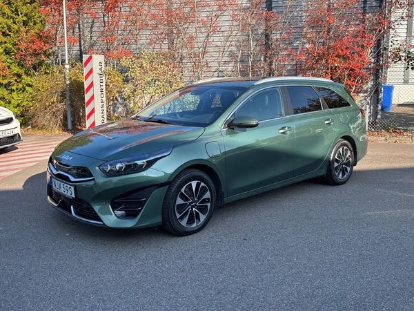 Kia Cee´d SW PLUG IN HYBRID DCT6 ACTION - 2024