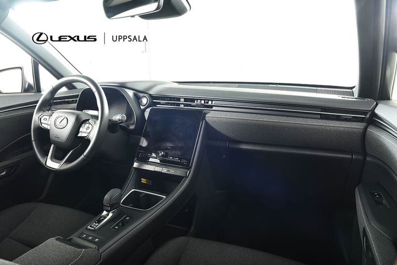 Lexus LBX bild 10