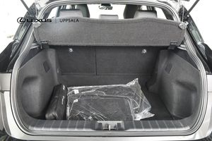 Lexus LBX bild 9