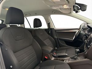 Skoda Octavia bild 11