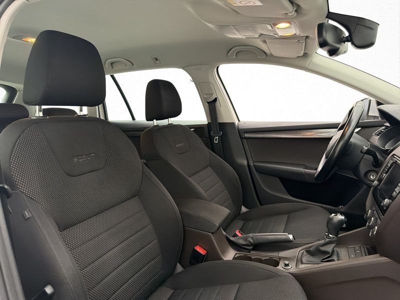Skoda Octavia bild 11