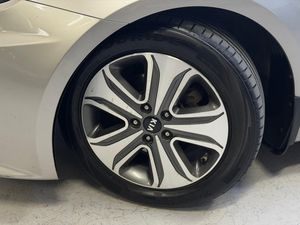 Kia Optima bild 18