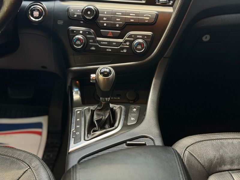 Kia Optima bild 12