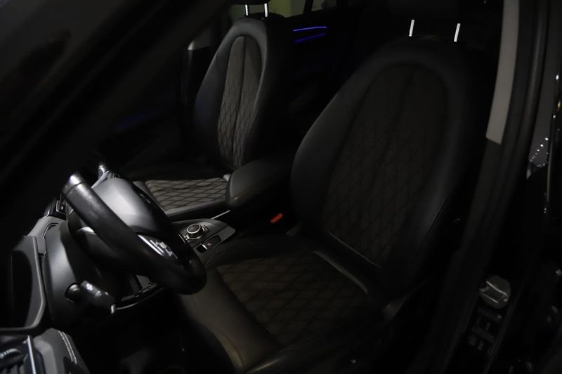 BMW X1 bild 10