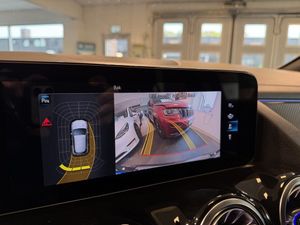 Mercedes GLA250 bild 12