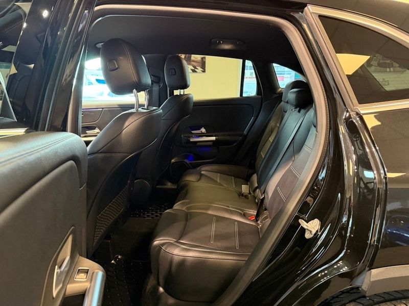 Mercedes GLA250 bild 22