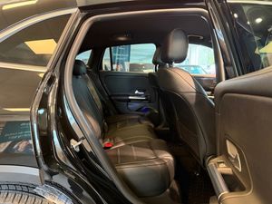 Mercedes GLA250 bild 21