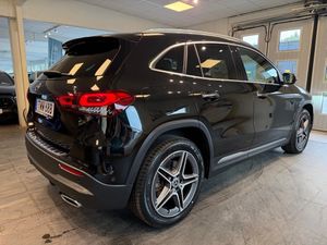 Mercedes GLA250 bild 4