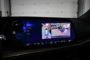 Chevrolet Suburban bild 22