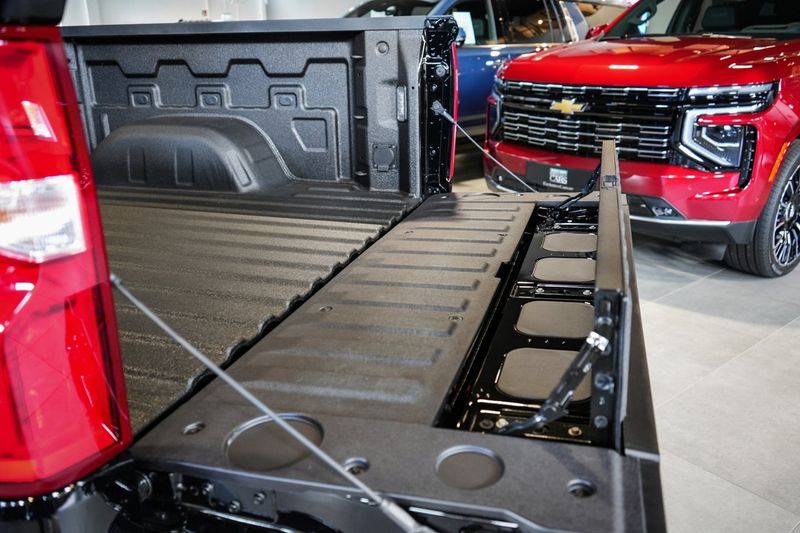 Chevrolet Silverado bild 13