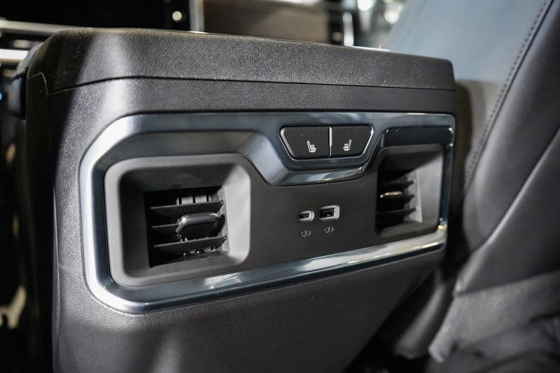 Chevrolet Silverado bild 28
