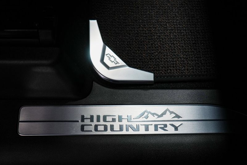 Chevrolet Silverado bild 26