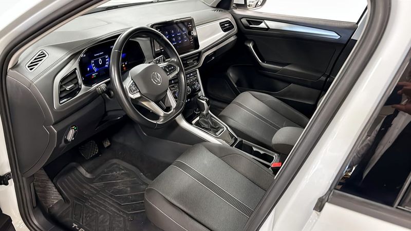 Volkswagen T-Roc bild 7