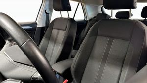 Volkswagen T-Roc bild 8