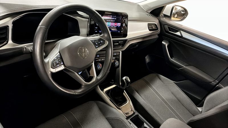 Volkswagen T-Roc bild 7