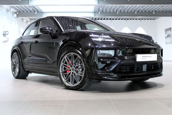 Porsche Macan Turbo Electric - 2024