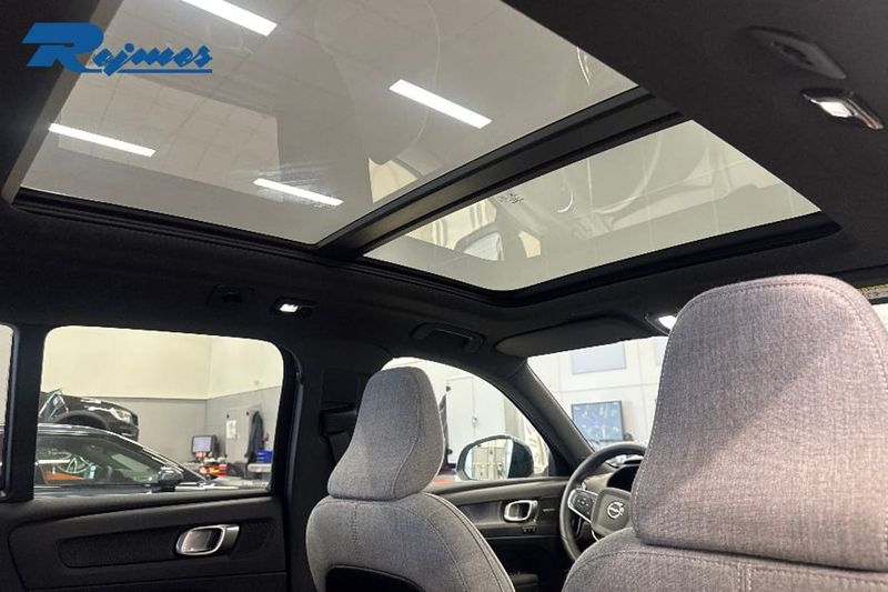 Volvo EX40 bild 15