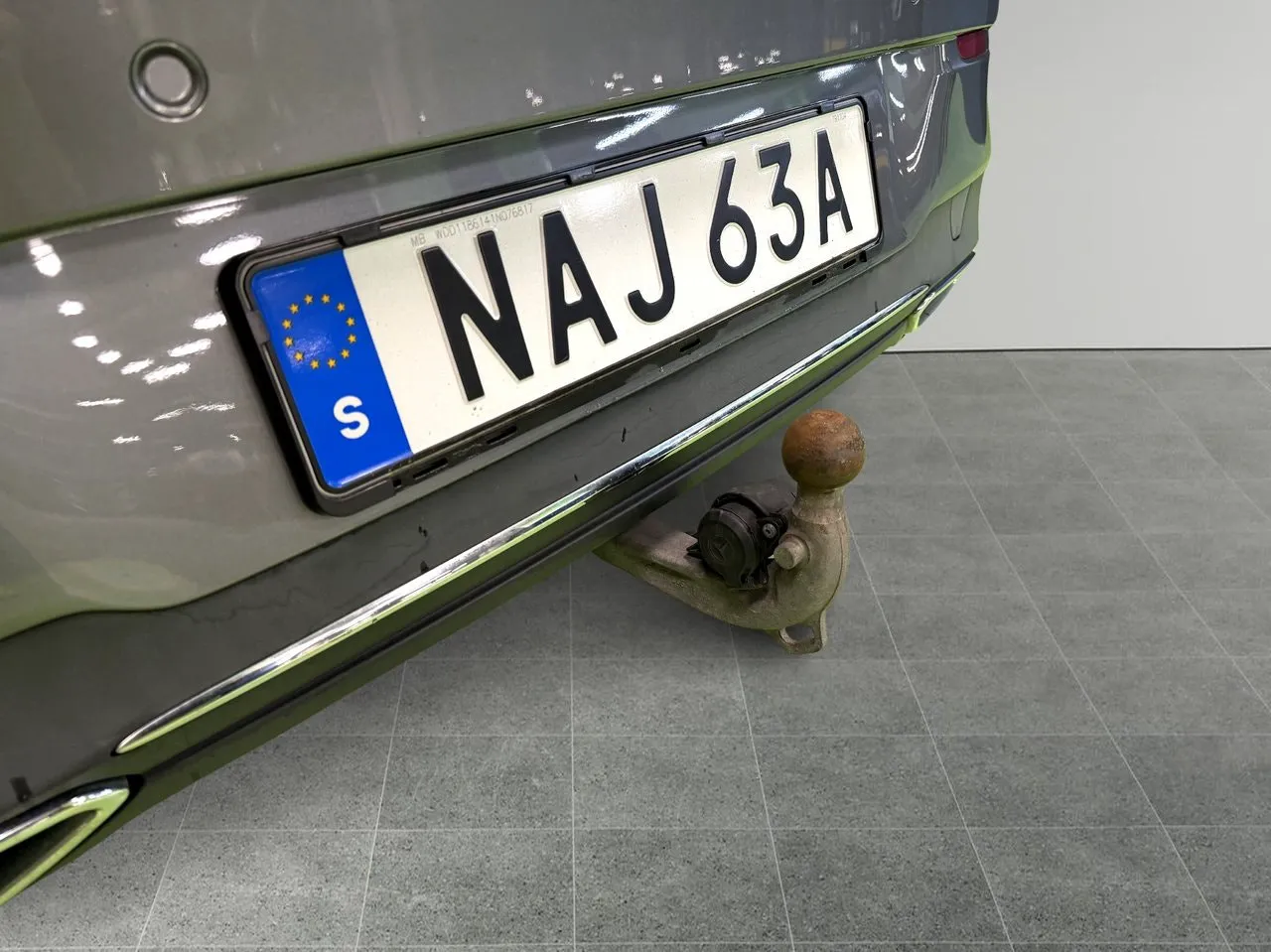 Vehicle image 26
