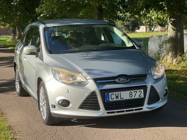 Ford Focus Kombi 1.6 Ti-VCT Flexifuel Trend Euro 5 - 2011