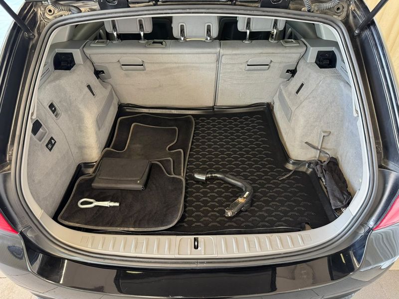BMW 330 bild 19