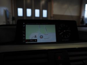 BMW 320 bild 19