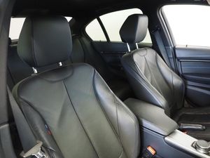 BMW 320 bild 12