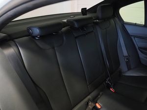 BMW 320 bild 13