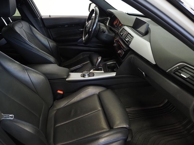 BMW 320 bild 11
