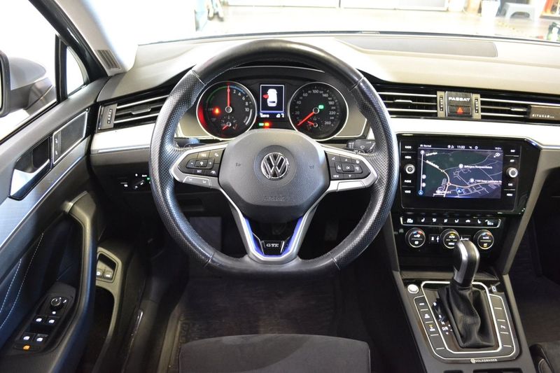 Volkswagen Passat bild 17