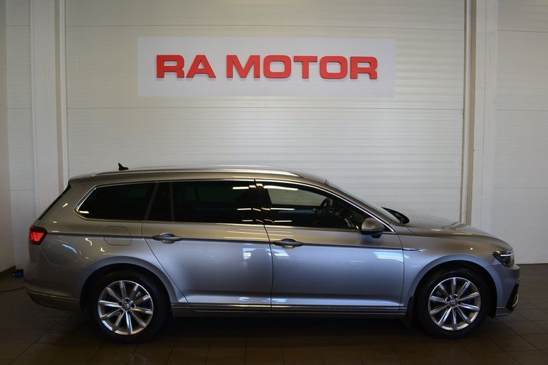 Volkswagen Passat bild 4