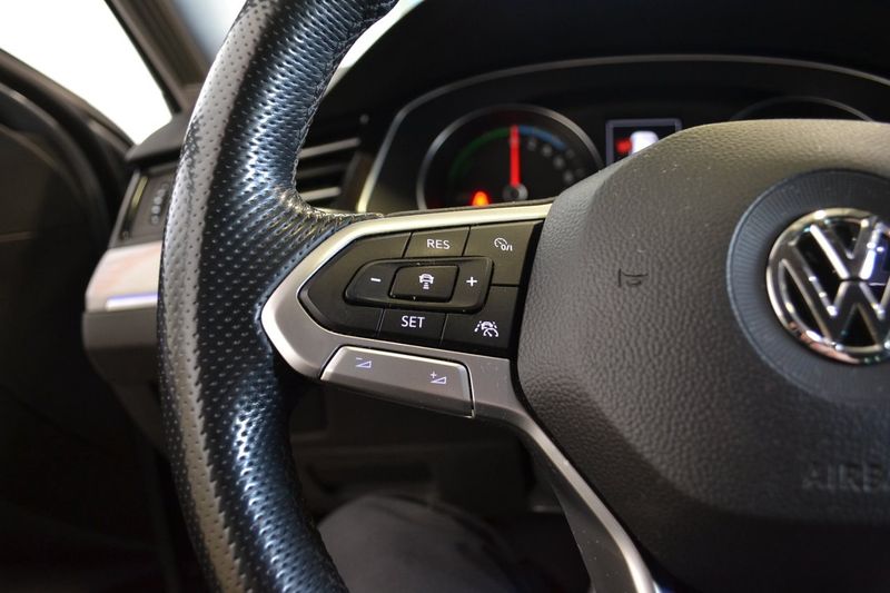 Volkswagen Passat bild 20