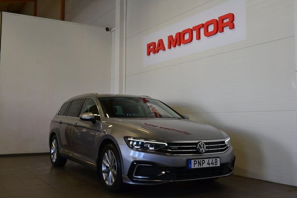 Volkswagen Passat Sportscombi GTE Plug-in Kamera Drag Värmare Navi IQ - 2020